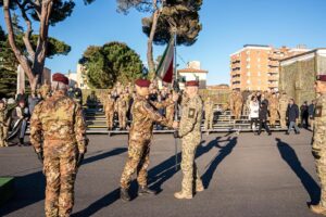 185° reggimento RAO riceve il labaro storico dello Squadrone da Ricognizione “F”