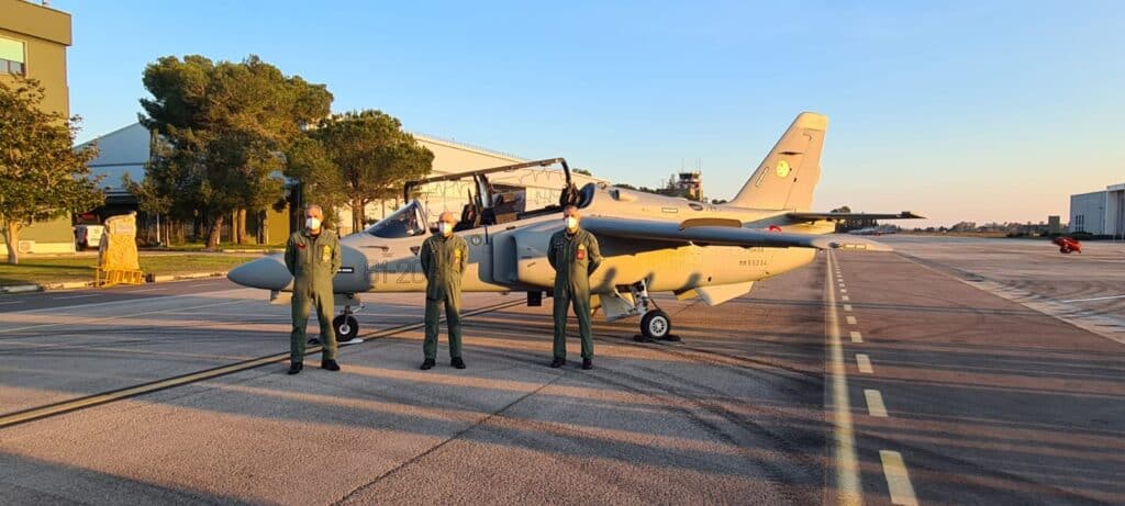CSM Aeronautica Militare Gen SA Alberto Rosso all'arrivo del T-345A al 61° Stormo