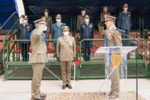 Il Gen. D. Galiano a Destra cede il comando al Gen. B. Antoci a sinistra